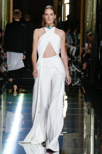 Look 74